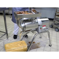 Протирочна машина Robot Coupe C120 (220)