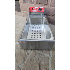 Фритюрниця-чебуречниця GoodFood EF12 Red