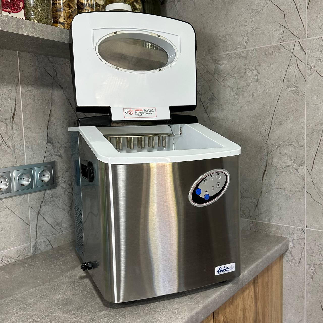 Льодогенератор пальчикового льоду KITCHEN LINE 15