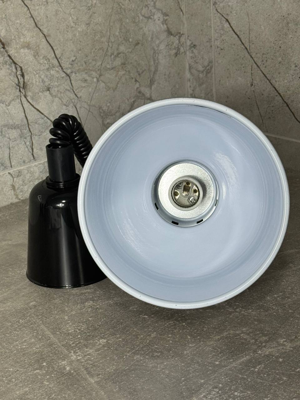 Инфракрасная лампа Hurakan HKN-DL775 silver