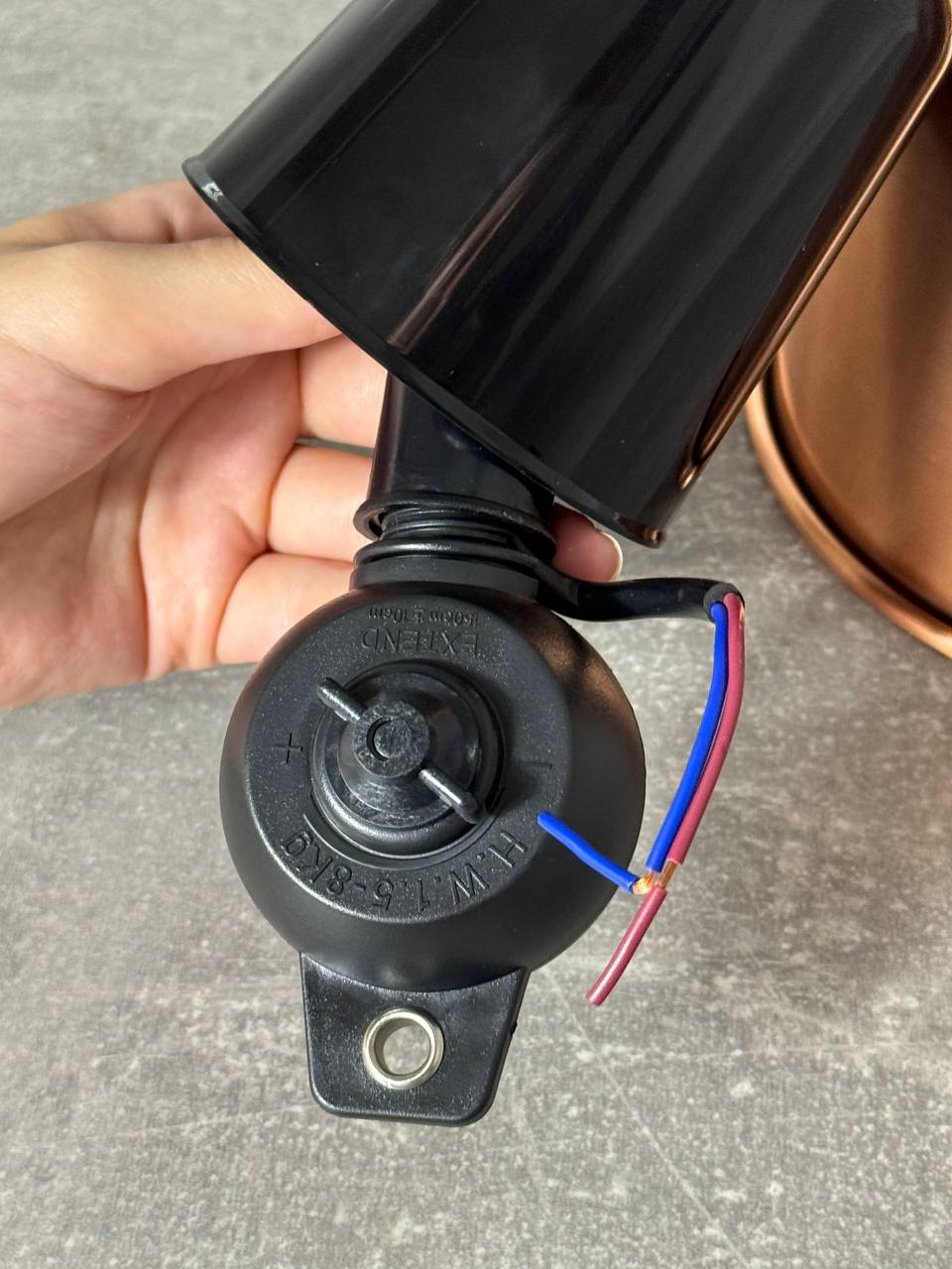 Інфрачервона лампа Hurakan HKN-DL775 bronze