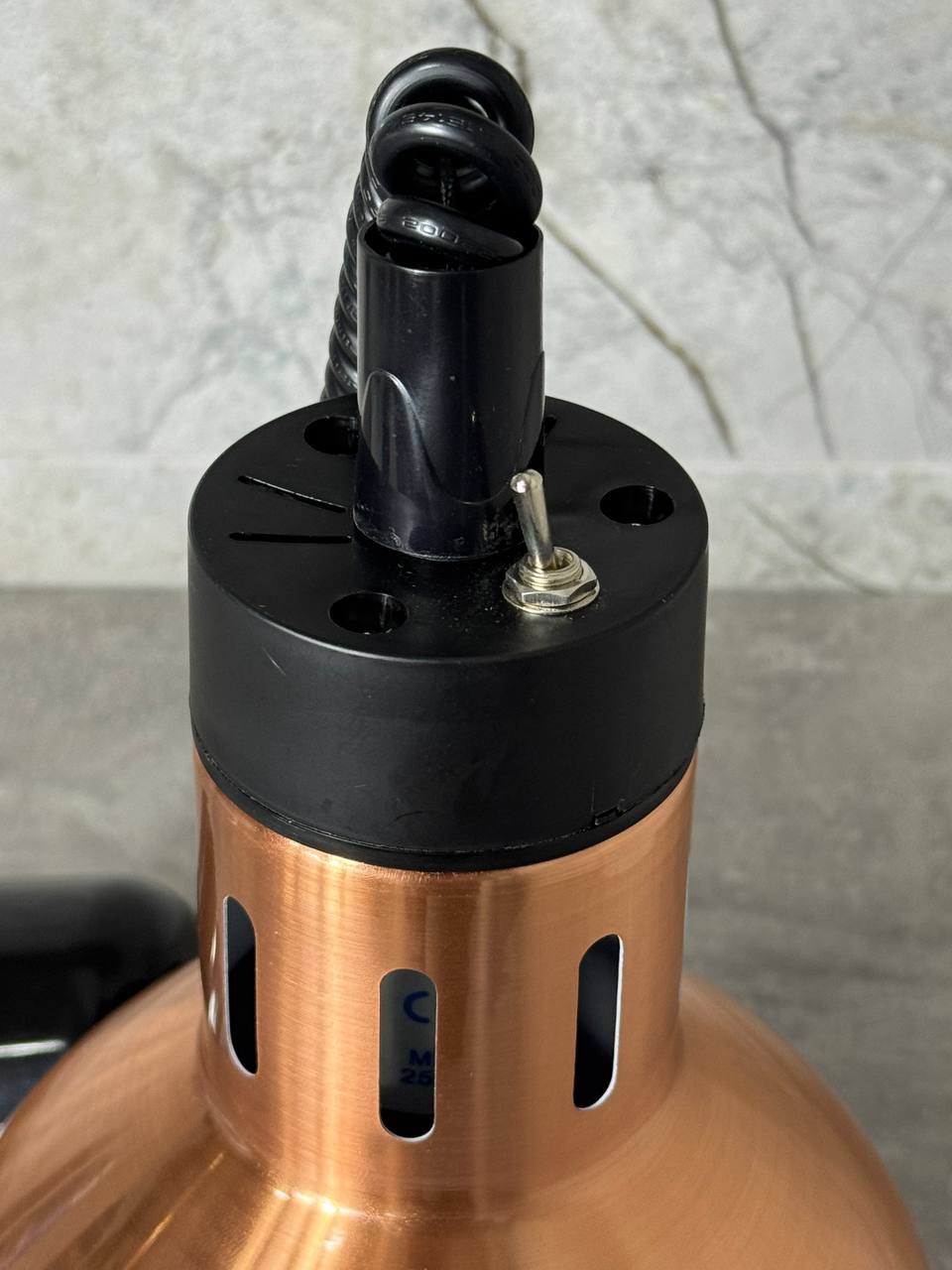 Инфракрасная лампа Hurakan HKN-DL775 bronze