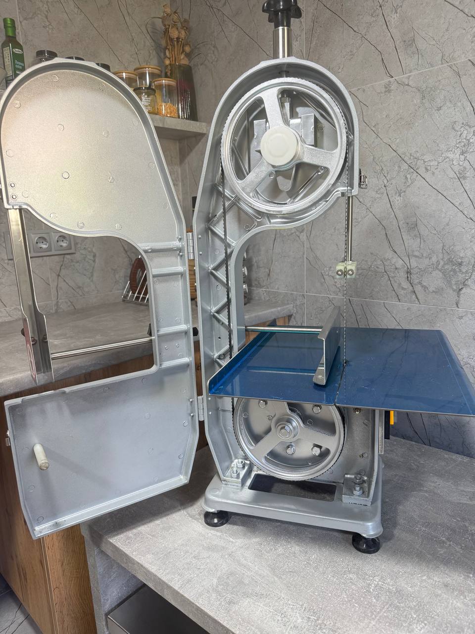 Стрічкова електрична пила для кісток та м’яса GoodFood SE1650AL
