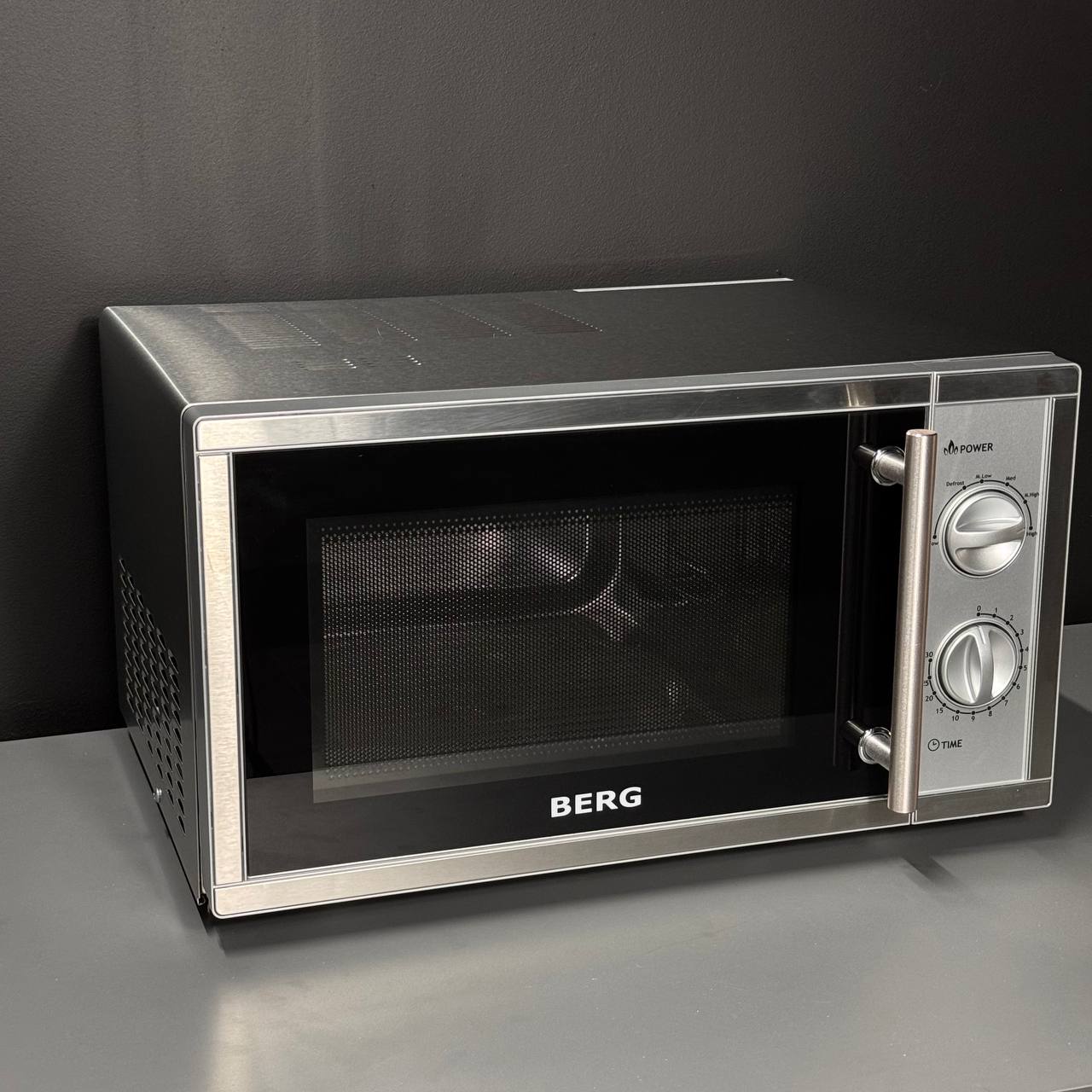 Микроволновая печь Berg BI2006