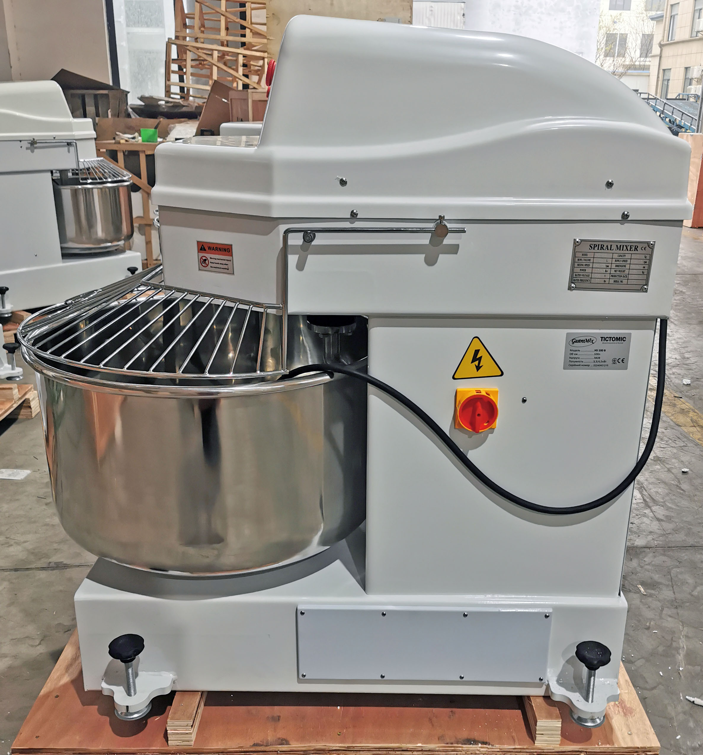 Спиральный тестомес Gastromix HS100B
