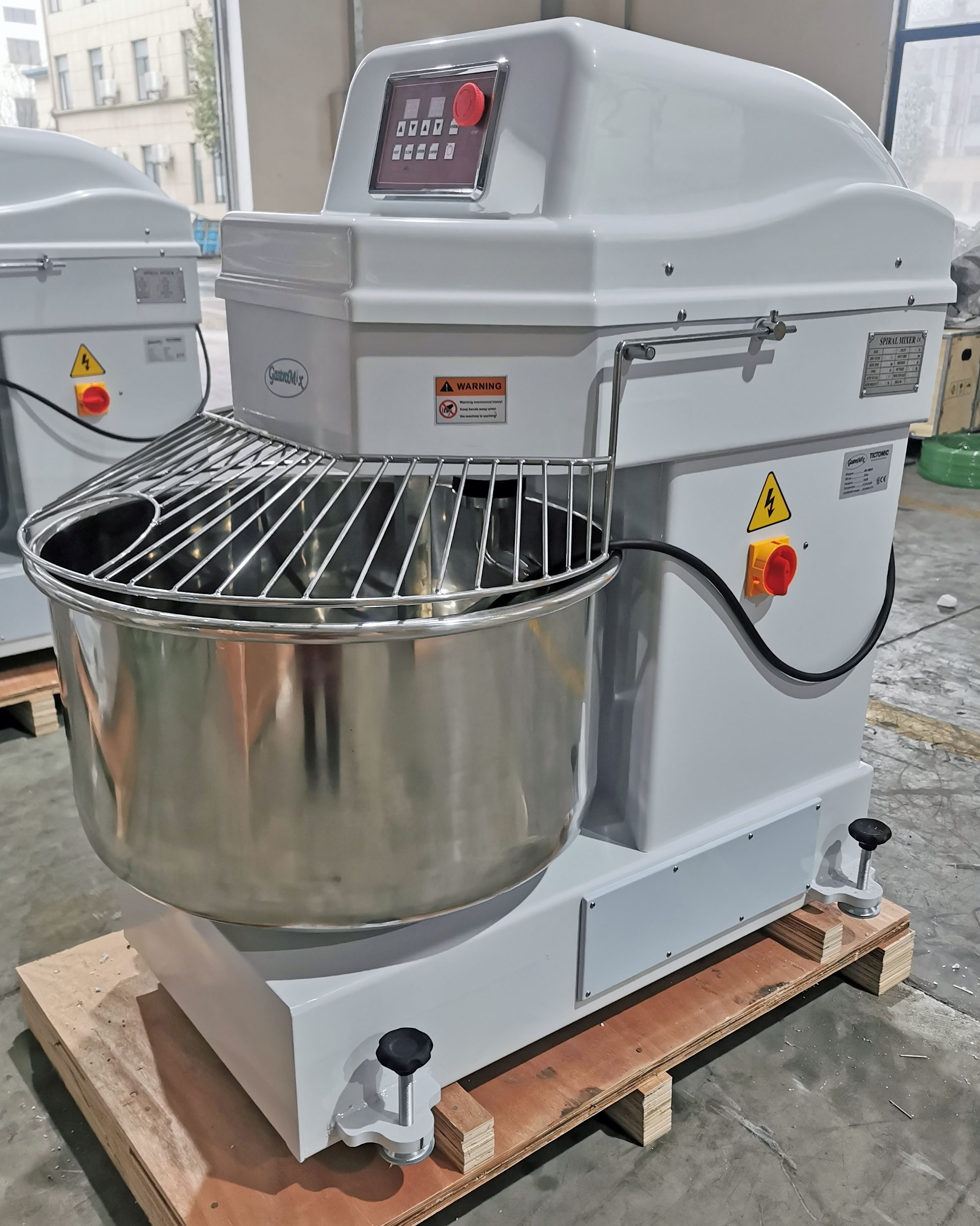 Спиральный тестомес Gastromix HS100B