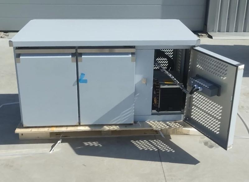 Морозильный стол Gooder GN2100ВТ