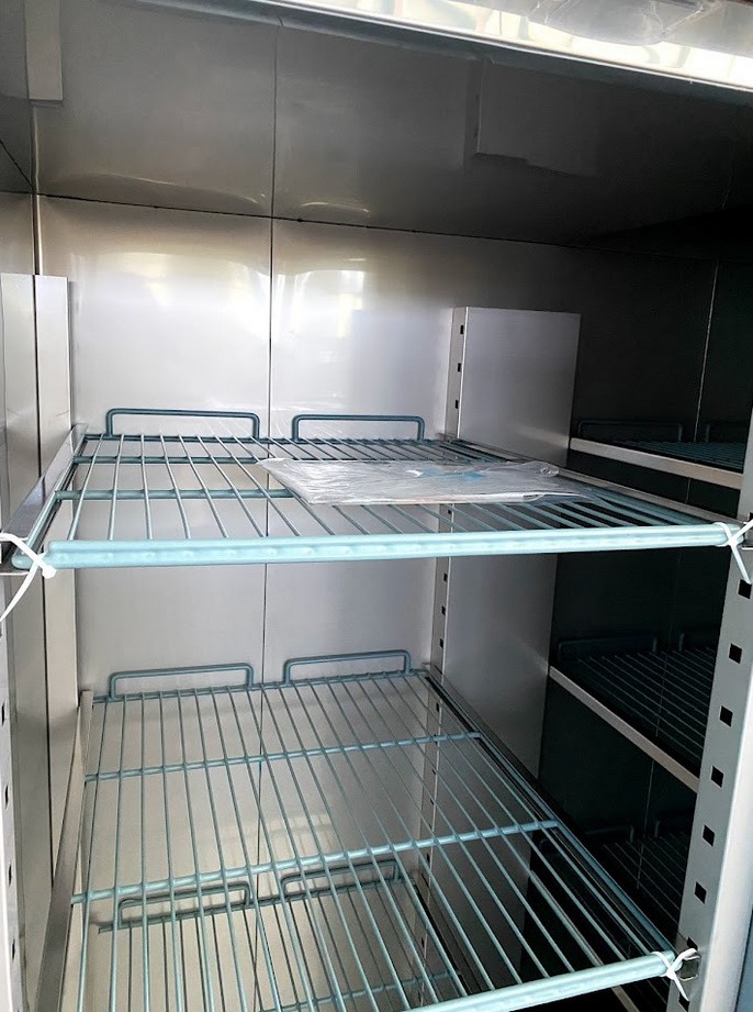 Холодильна шафа HURAKAN HKN-GX1410TN INOX