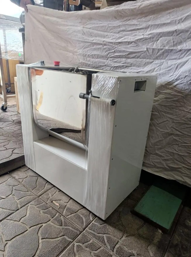 Тестомес-фаршемешалка Vektor SM40