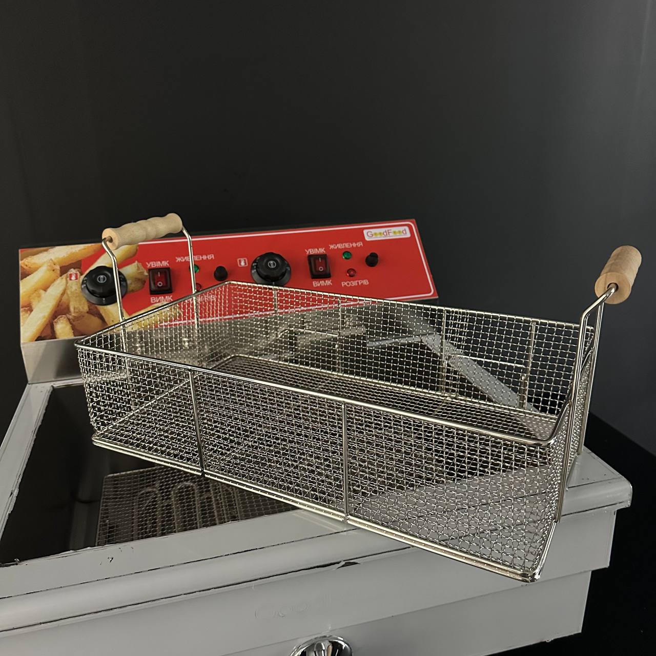 Фритюрниця електрична GoodFood EF20V