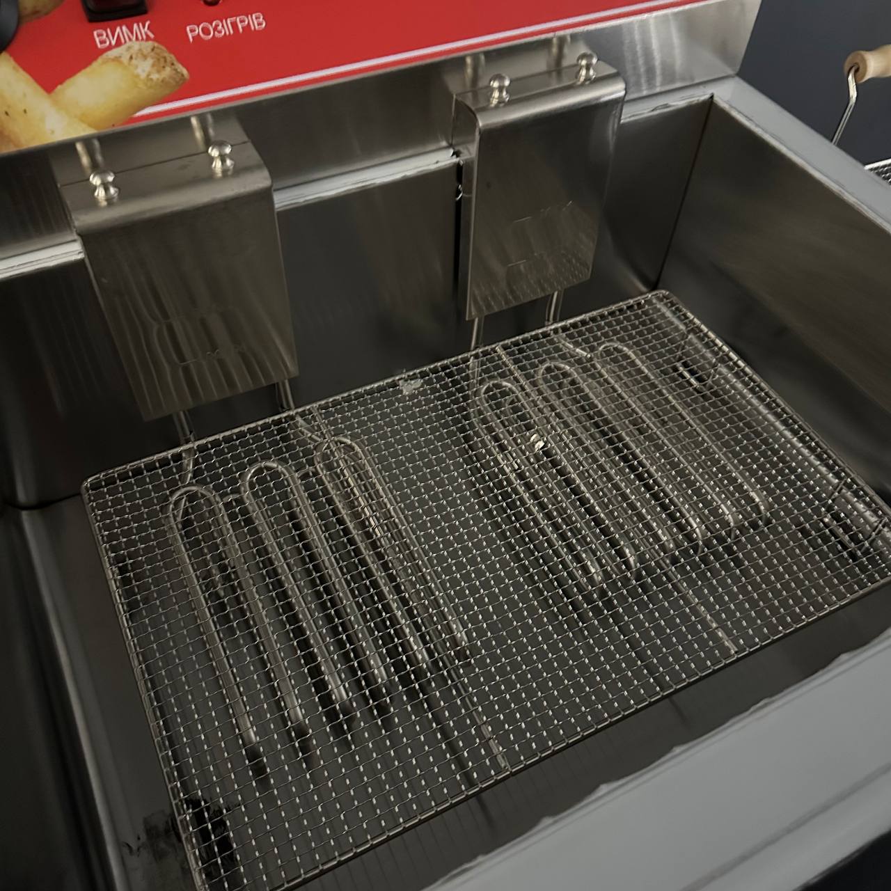 Фритюрниця електрична GoodFood EF20V