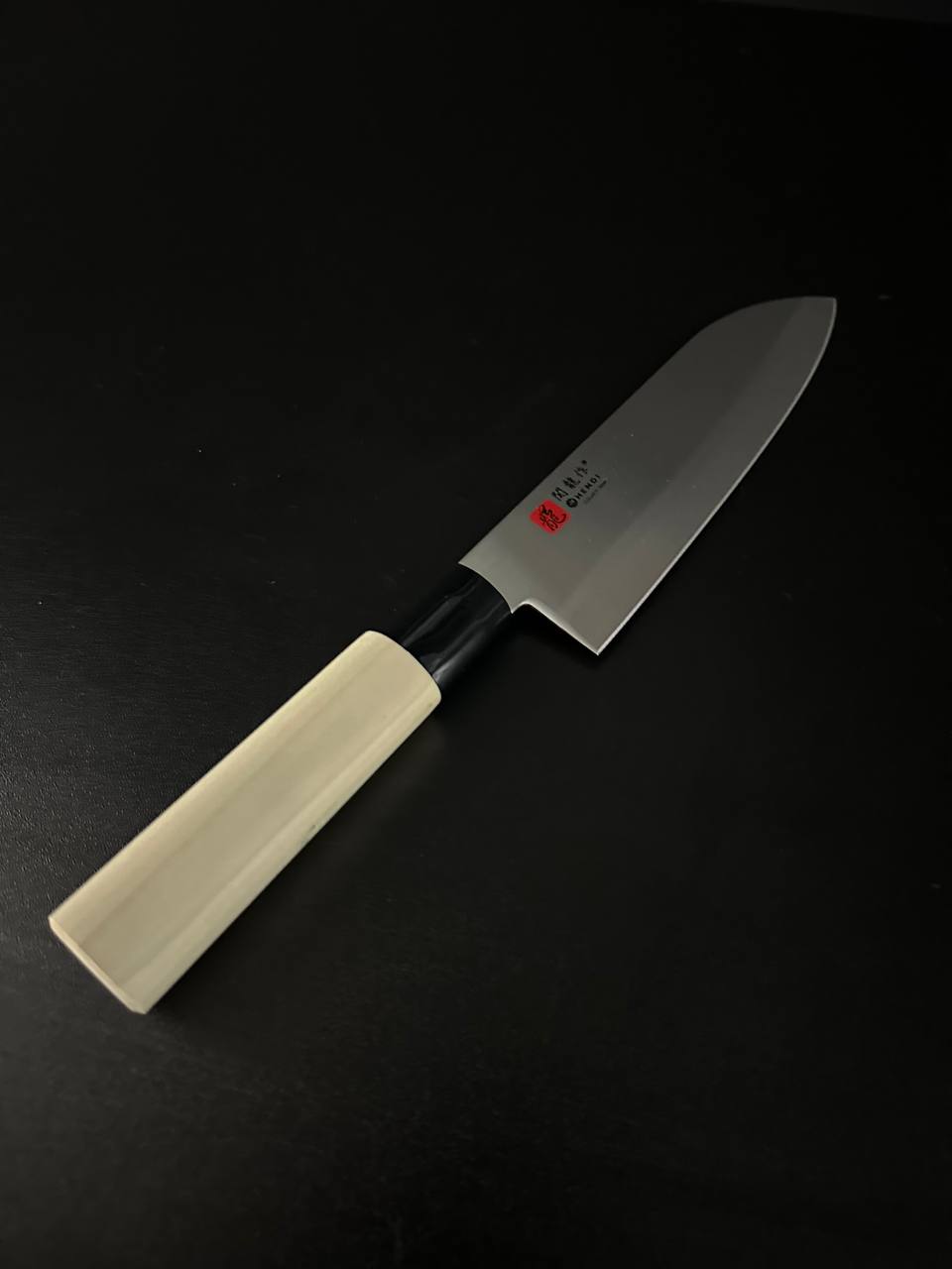 Японський ніж "Santoku" довжиною леза 165 мм 845035