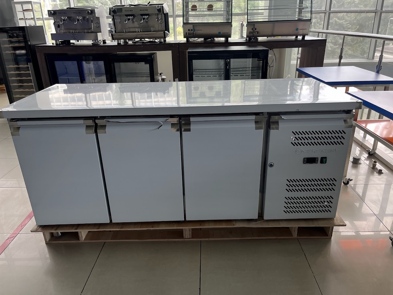 Морозильний стіл HURAKAN HKN-GXFC3GN