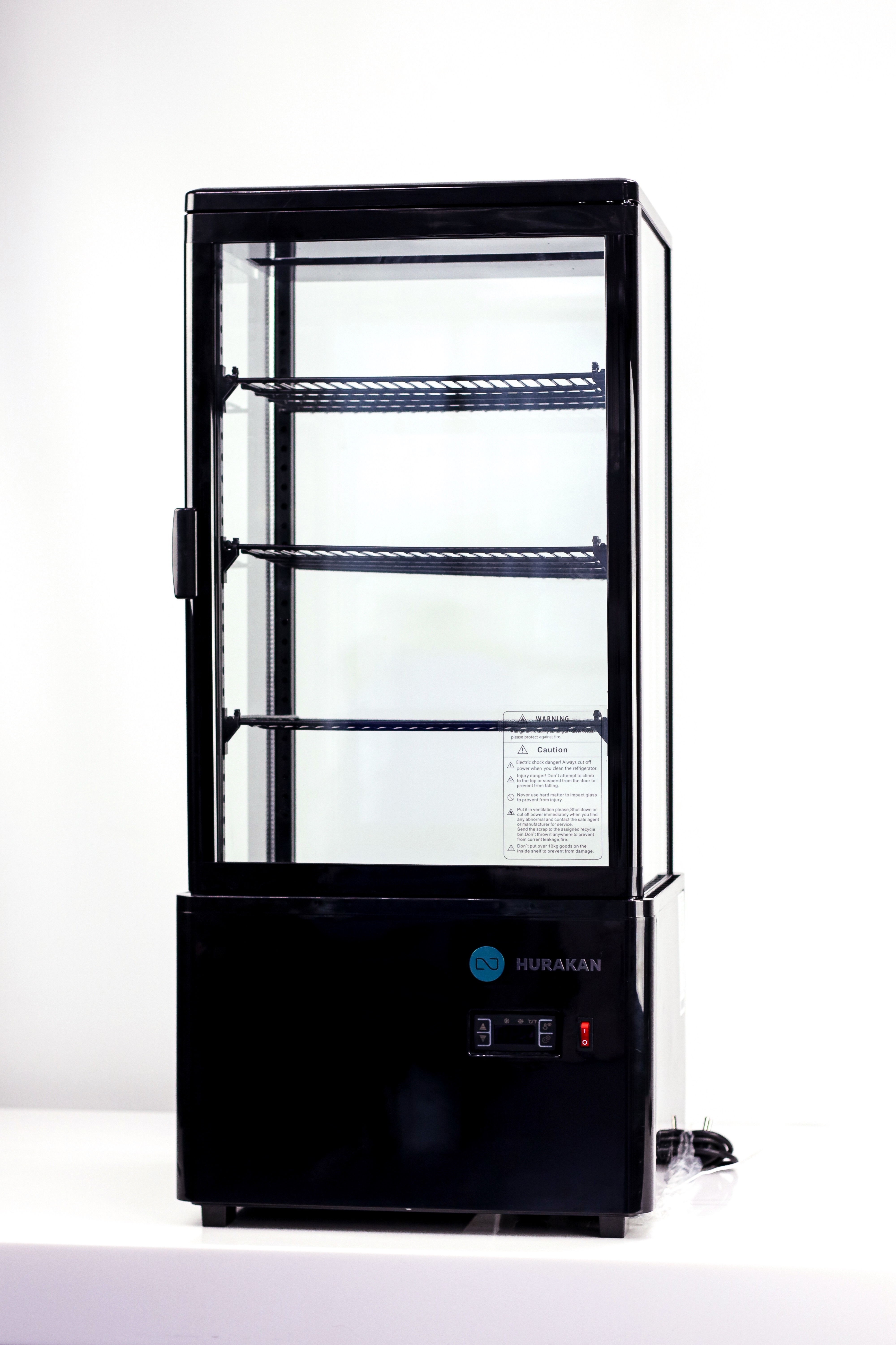 Холодильна вітрина HURAKAN HKN-UPD78B BLACK