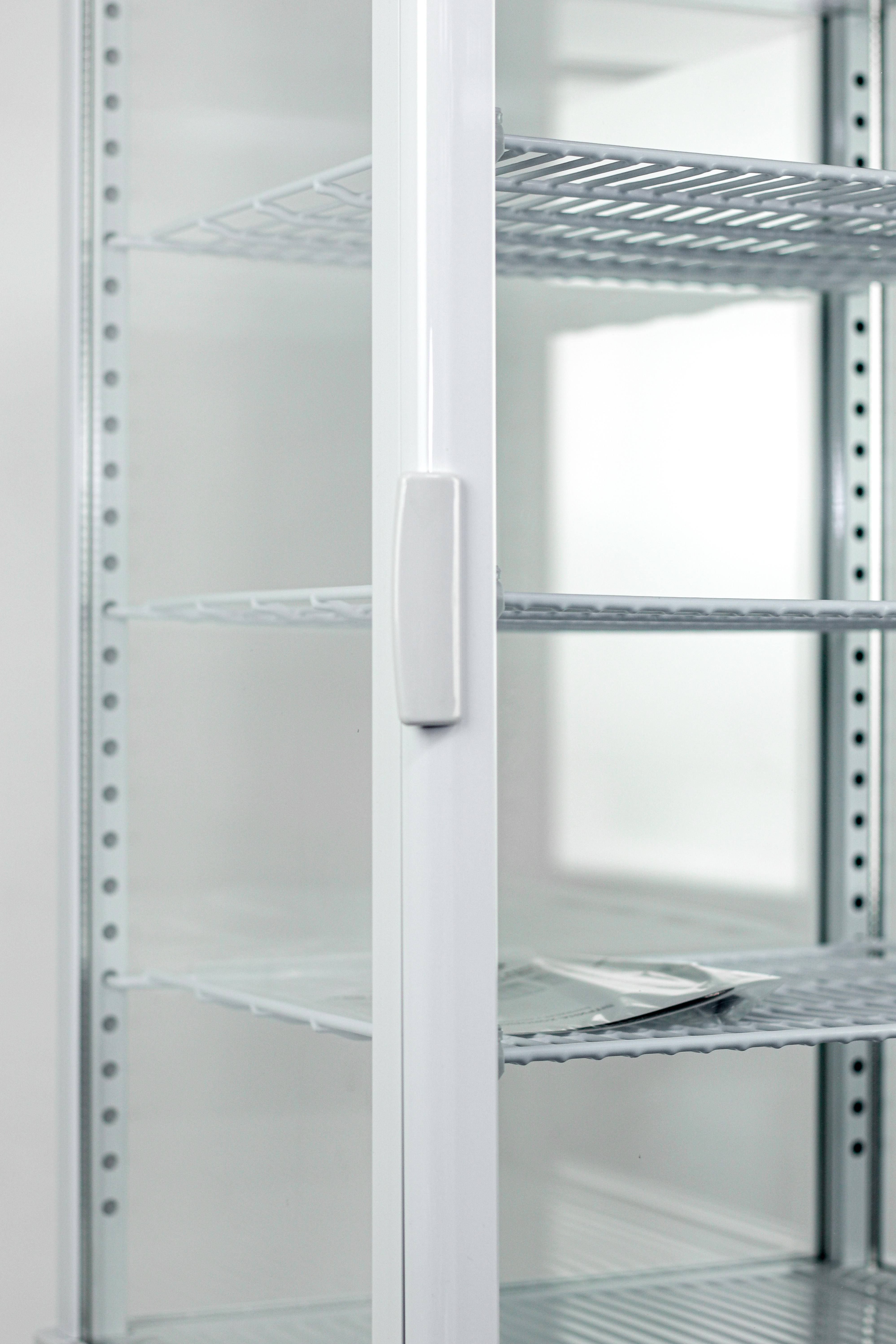 Вітрина холодильна HURAKAN HKN-UPD98W White