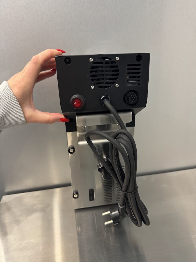 Апарат Sous Vide Hurakan HKN-SV40