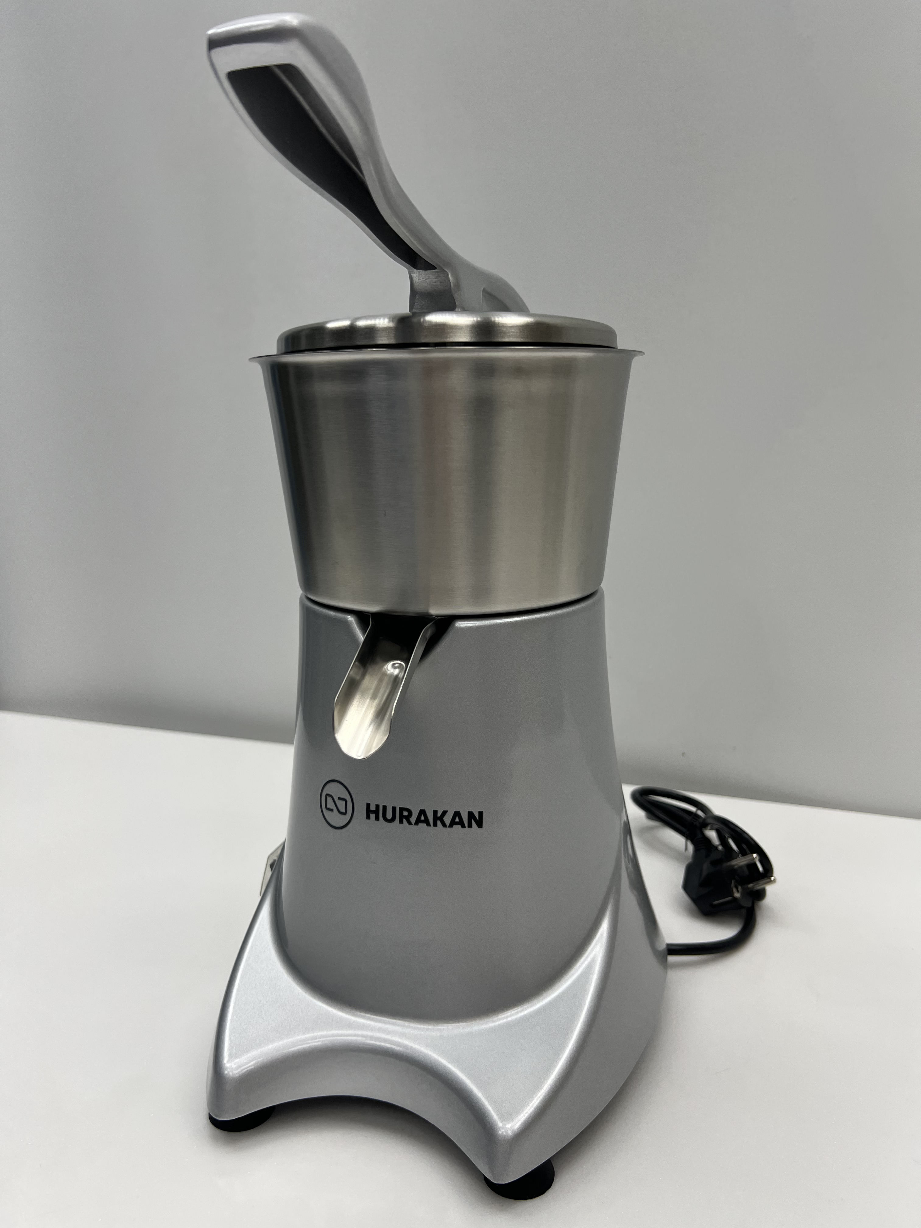 Соковижималка для цитрусових HURAKAN HKN-AGRL