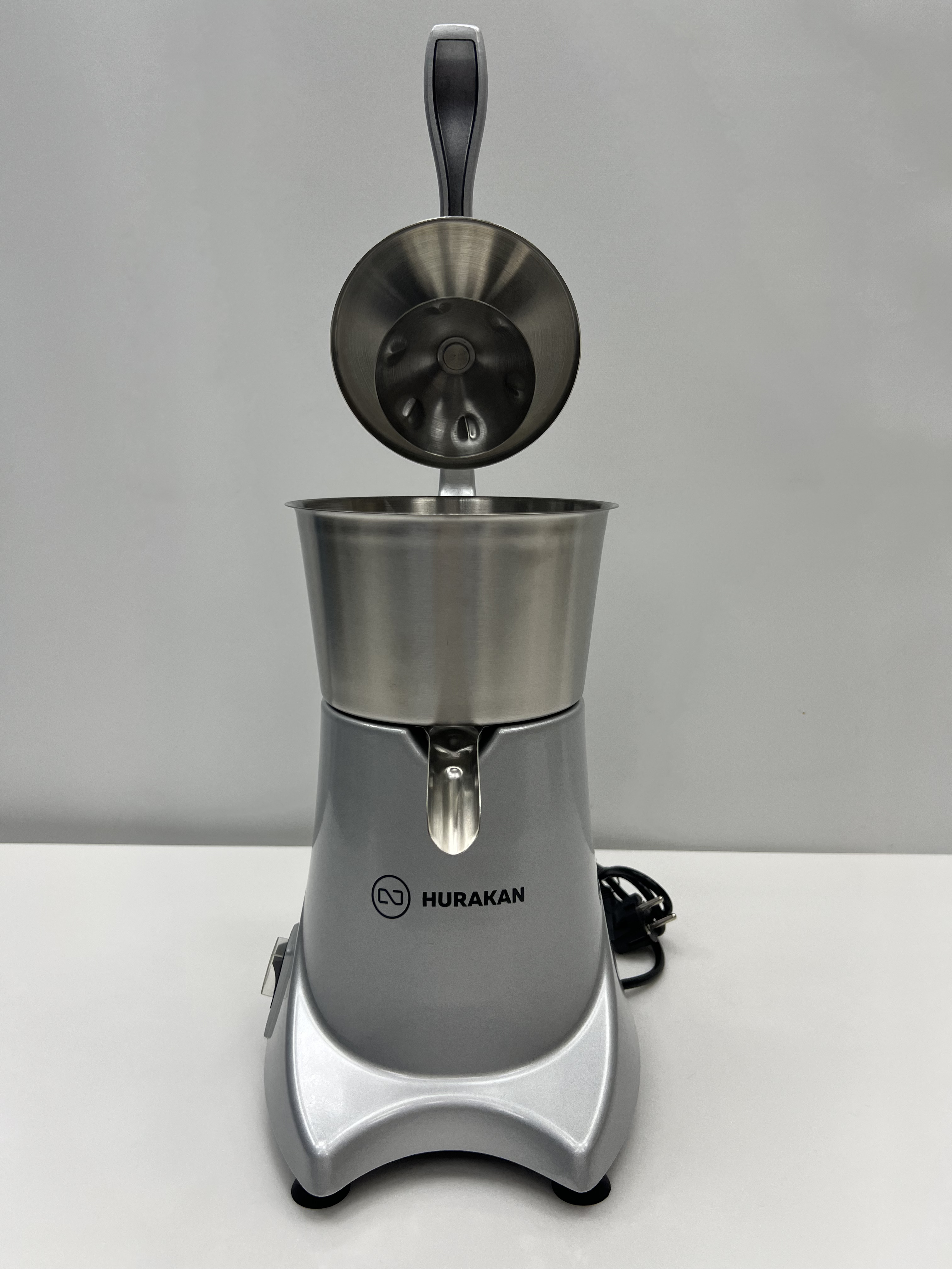 Соковижималка для цитрусових HURAKAN HKN-AGRL