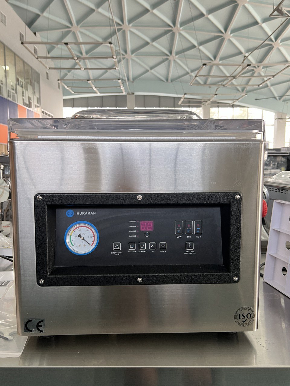 Вакуумний пакувальник HURAKAN HKN-VAC400