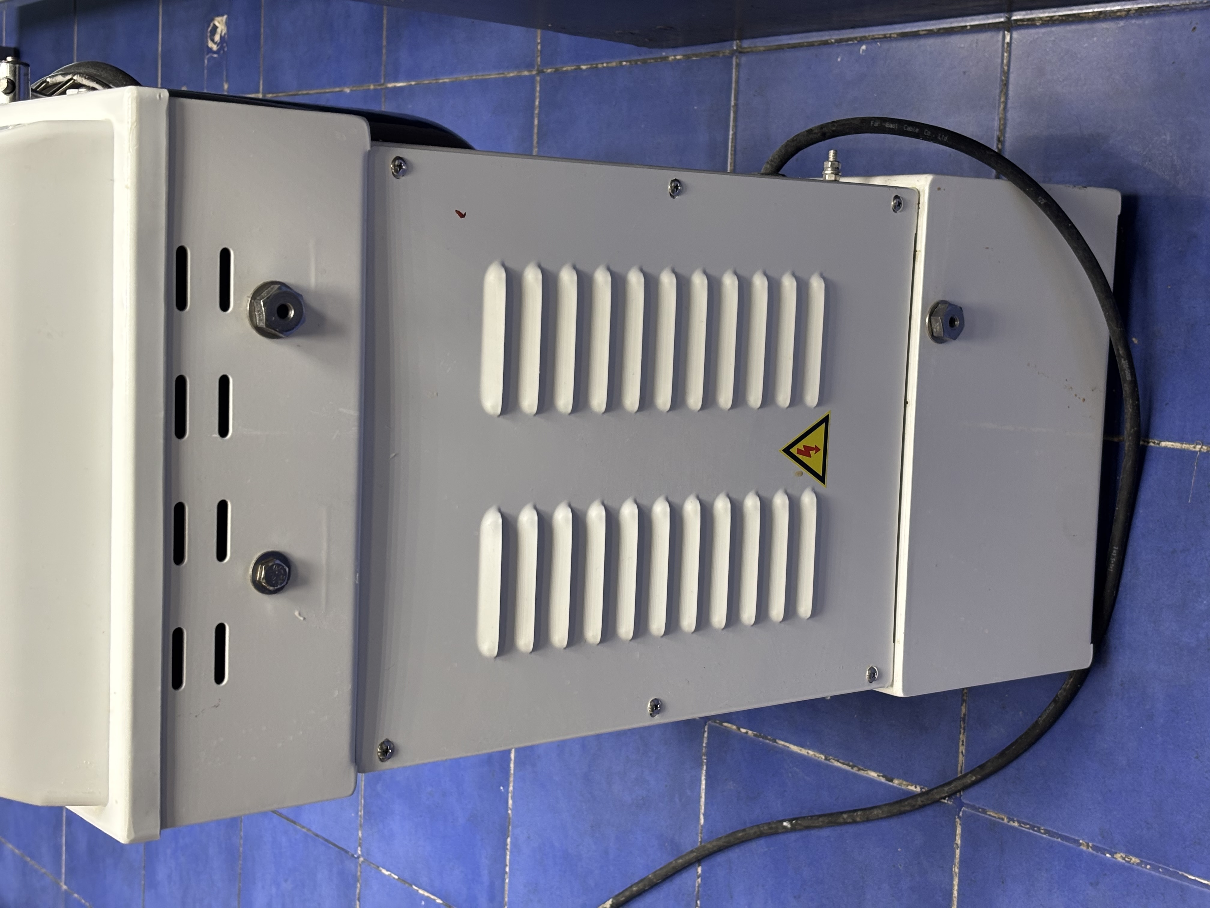 Тістоміс HURAKAN HKN-E40SN2V