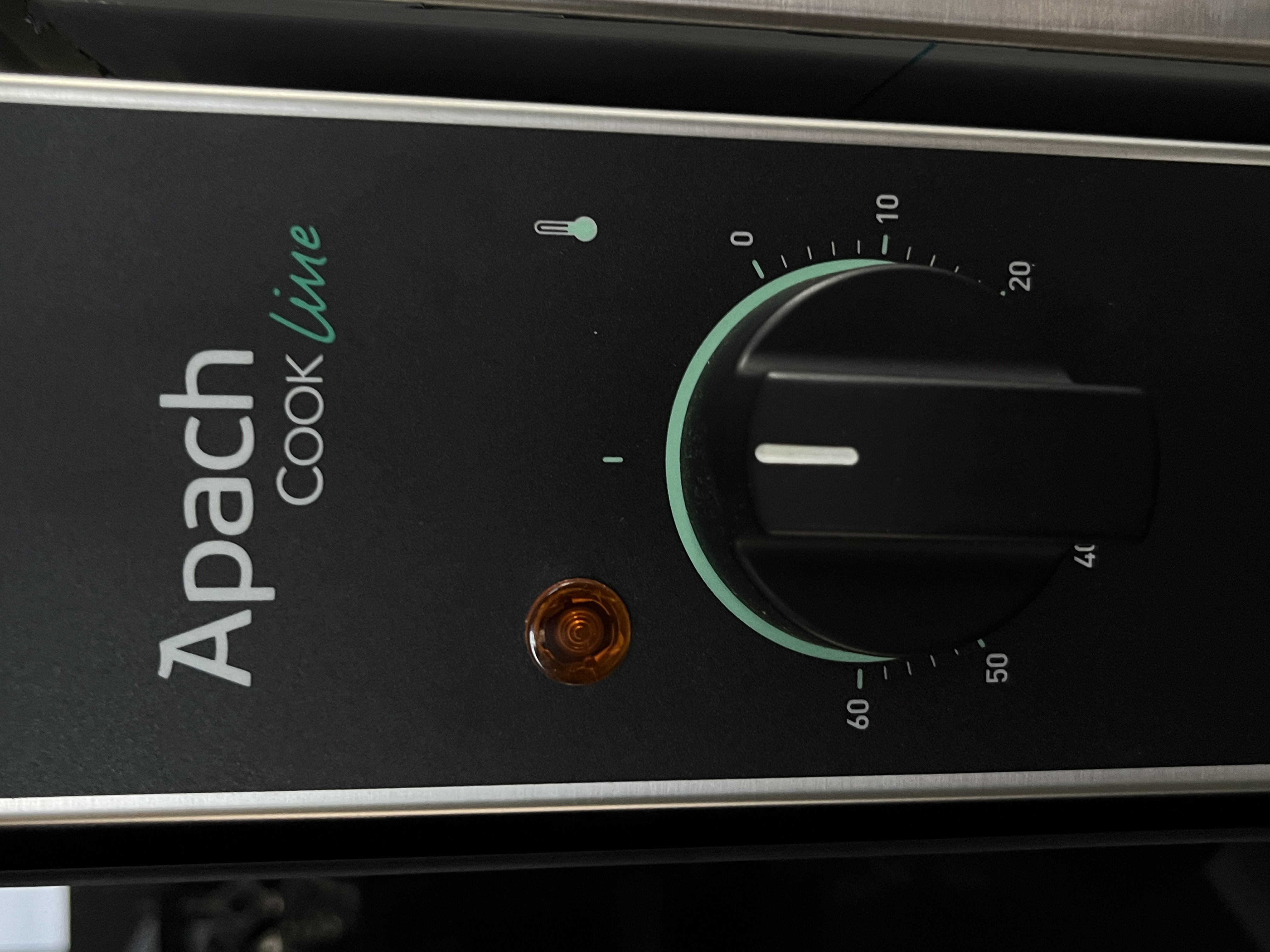 Розстійна шафа Apach APE8AD