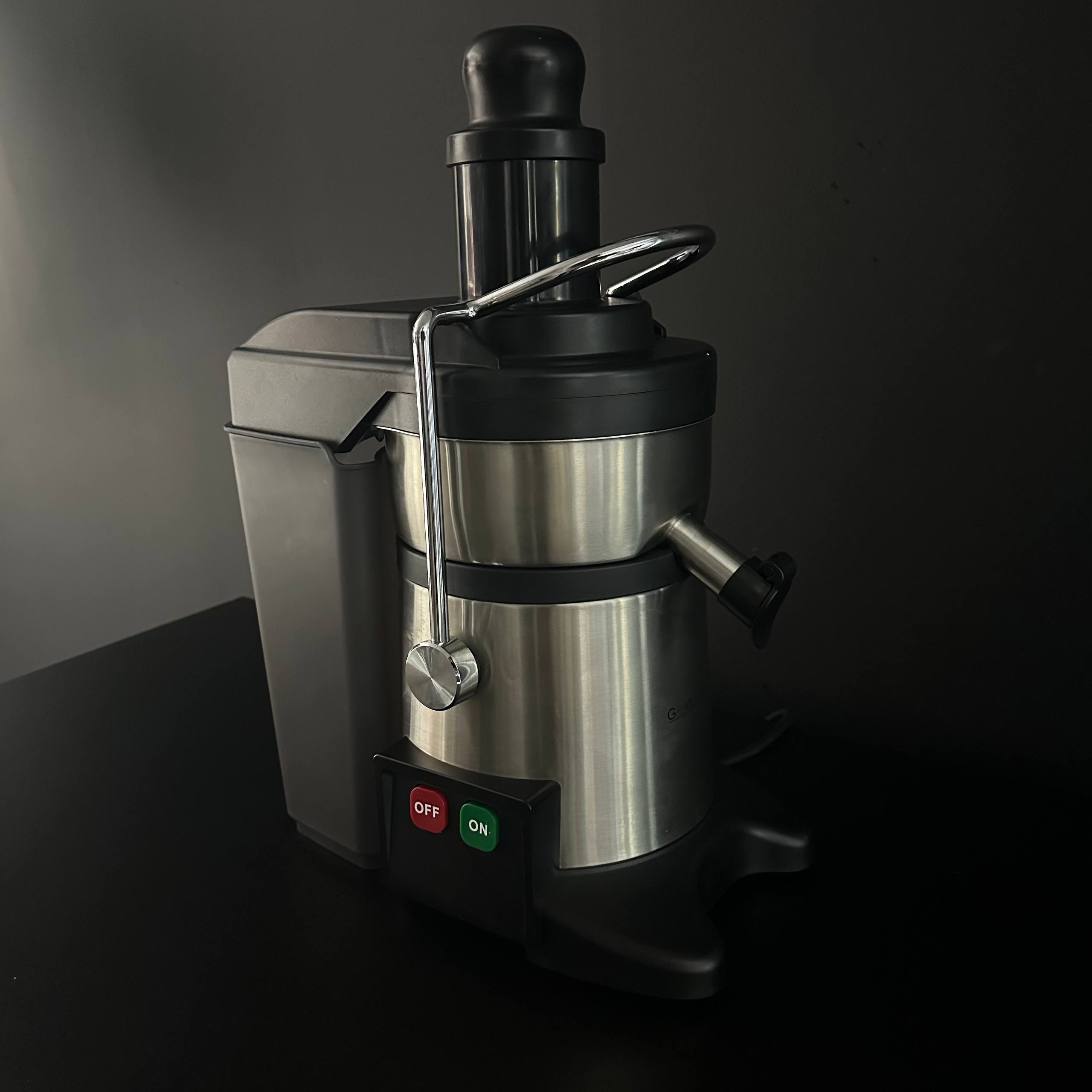 Соковижималка електрична GoodFood FJ150