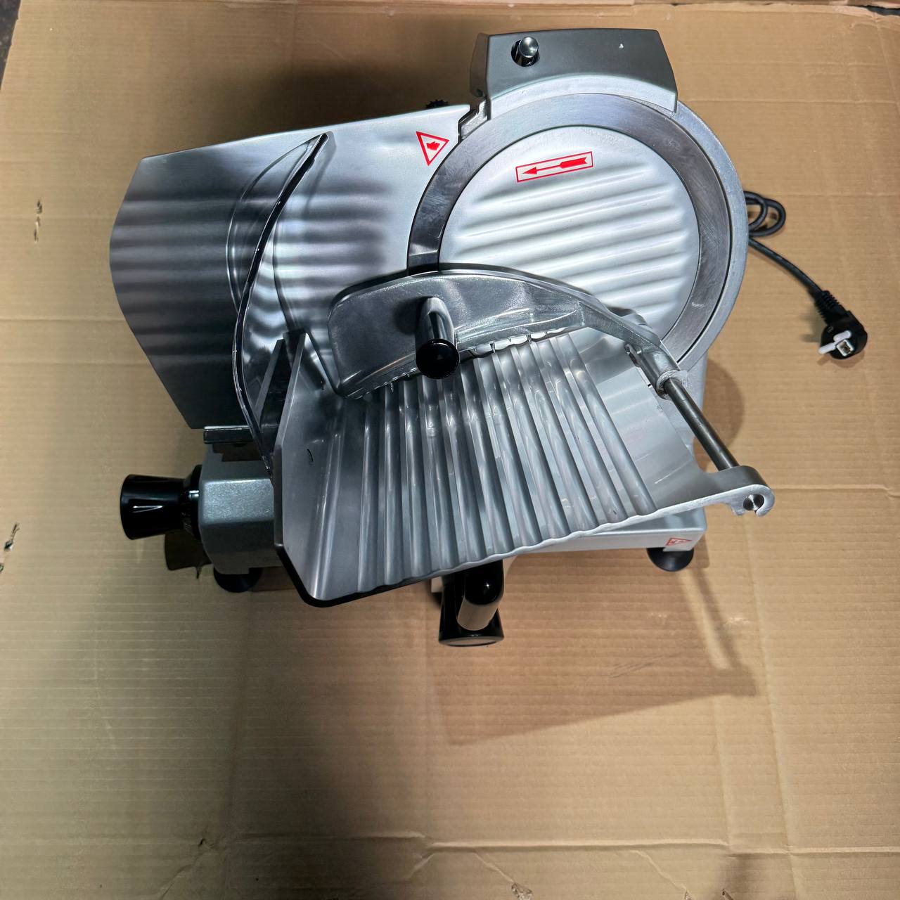 Слайсер HURAKAN HKN-HM220