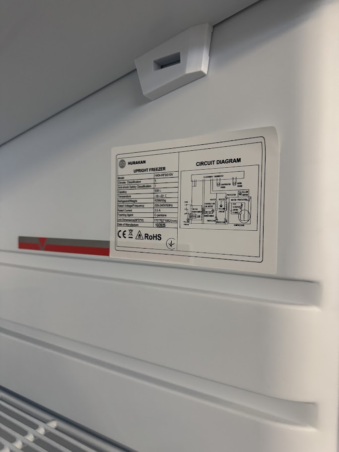 Шкаф холодильный HURAKAN HKN-RCS510V