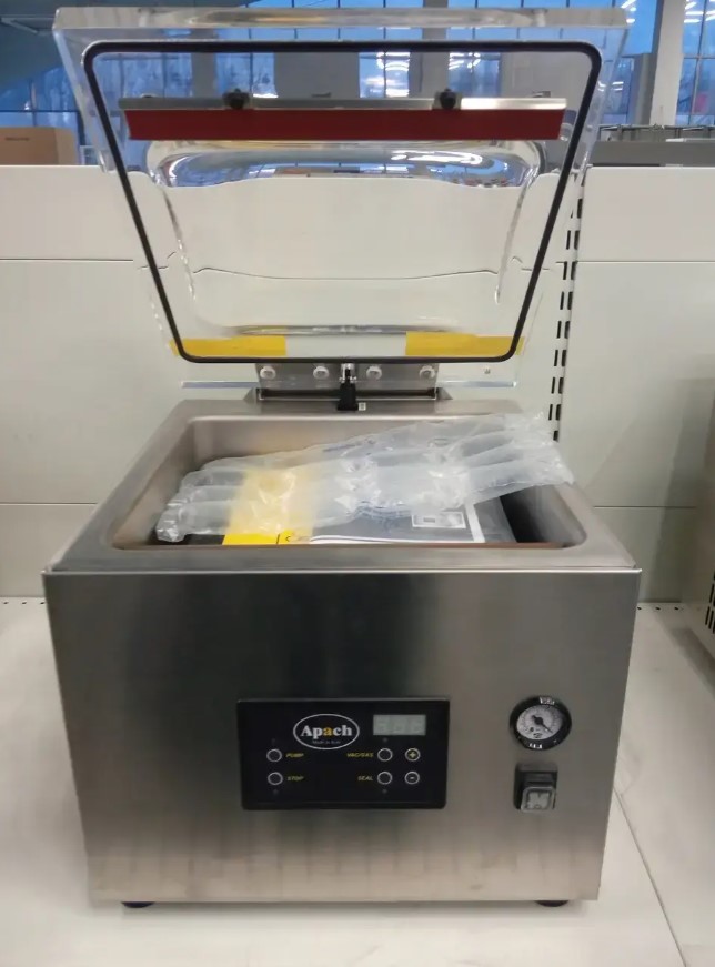 Вакуумний пакувальник Apach AVM 420