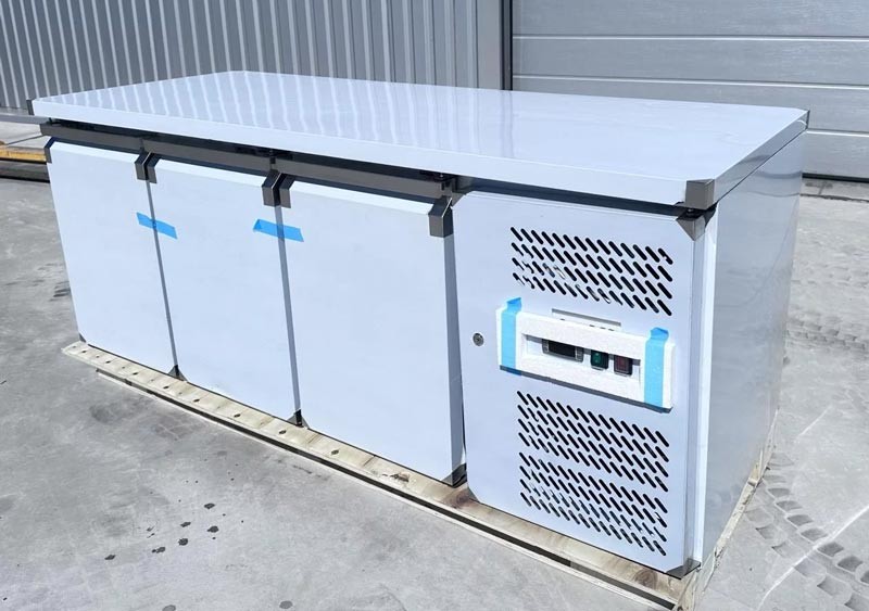 Морозильный стол Gooder GN3100ВТ