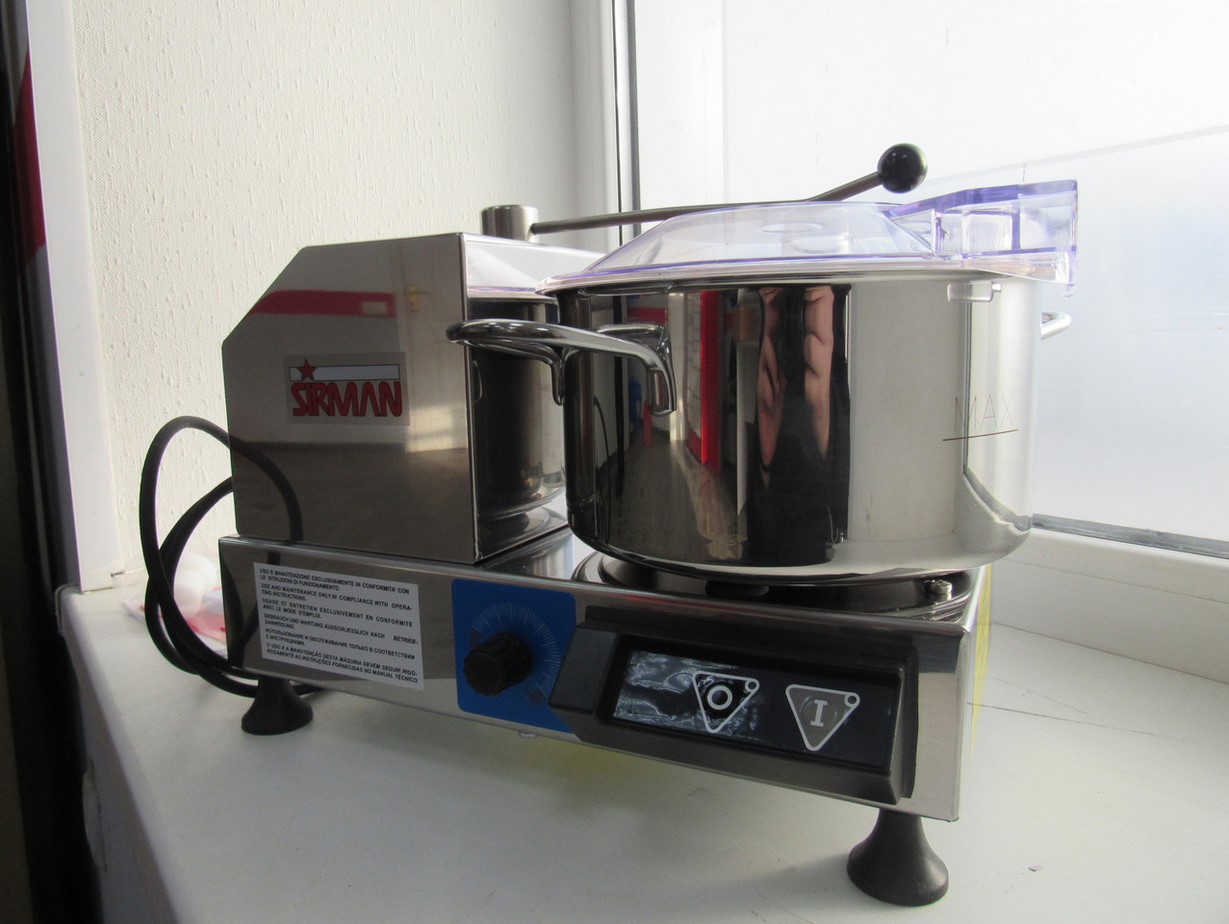 Кутер Sirman C 4 VV CE
