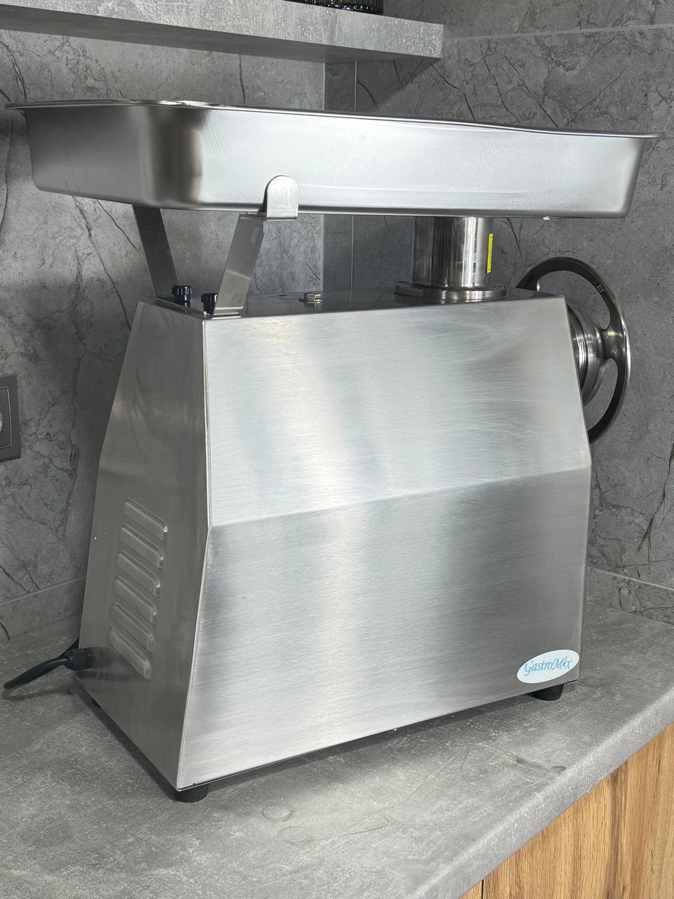 Профессиональная мясорубка GASTROMIX MG-32В