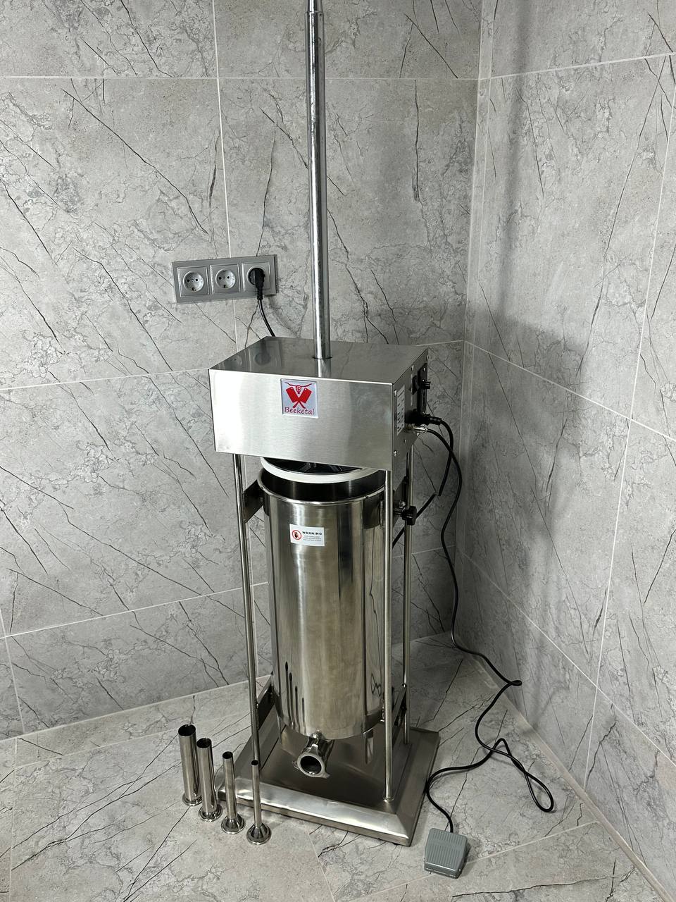 Вертикальный колбасный шприц электрический Beeketal BT30E