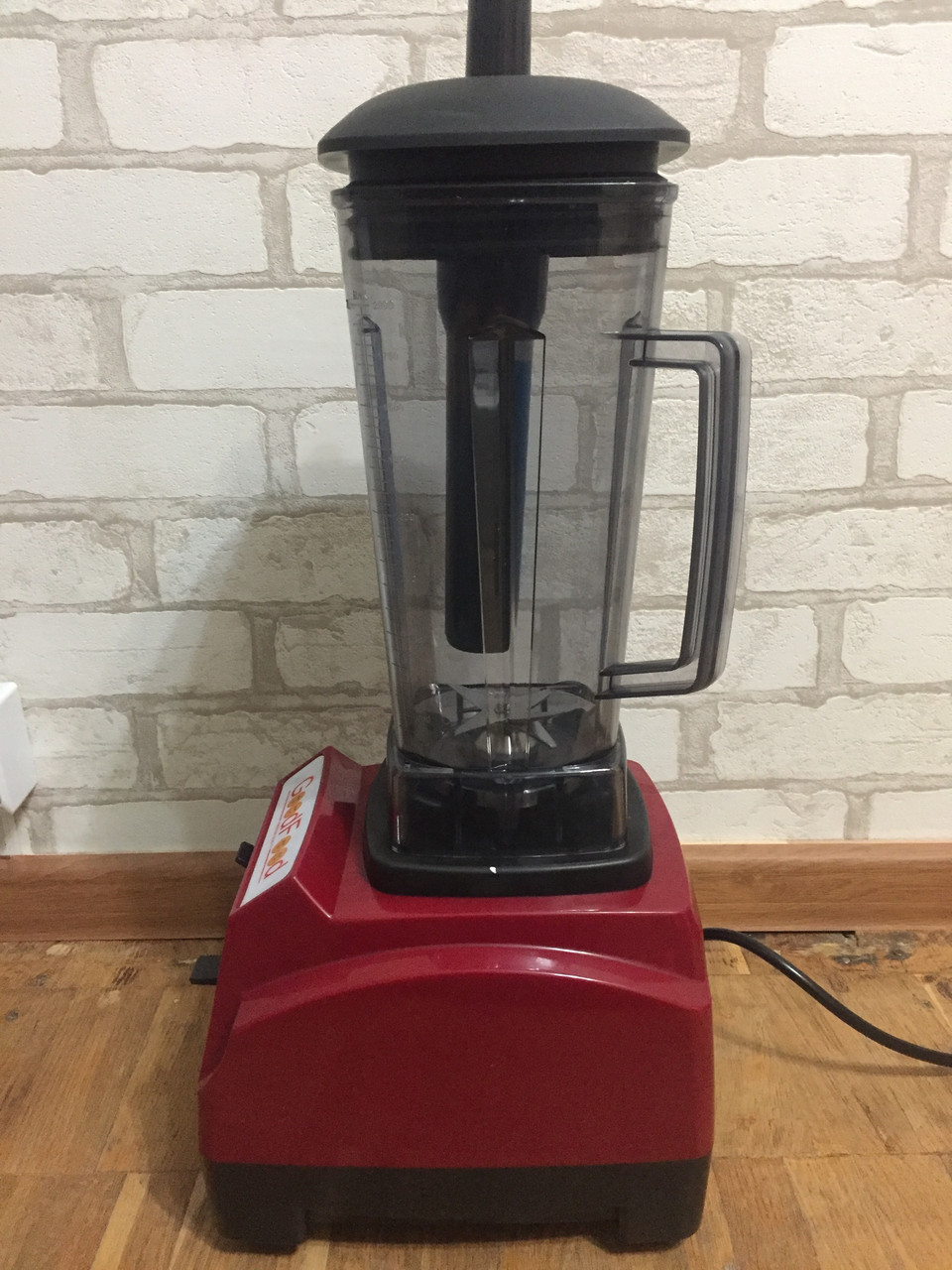 Блендер GOODFOOD PROFI BL2000
