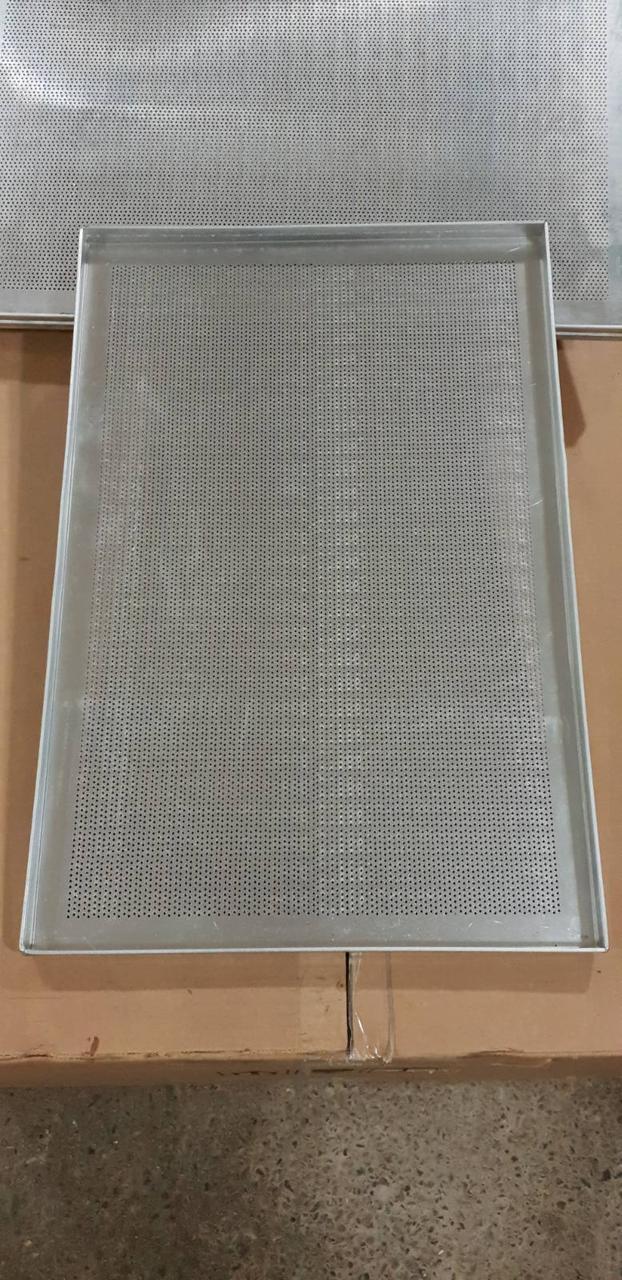 Алюминиевый перфорированный противень Magorex 600×400×20 мм