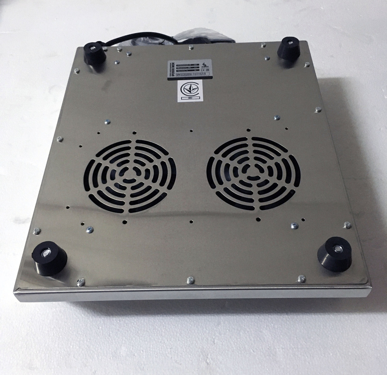 Индукционная электроплитка AIRHOT IP3500 WOK