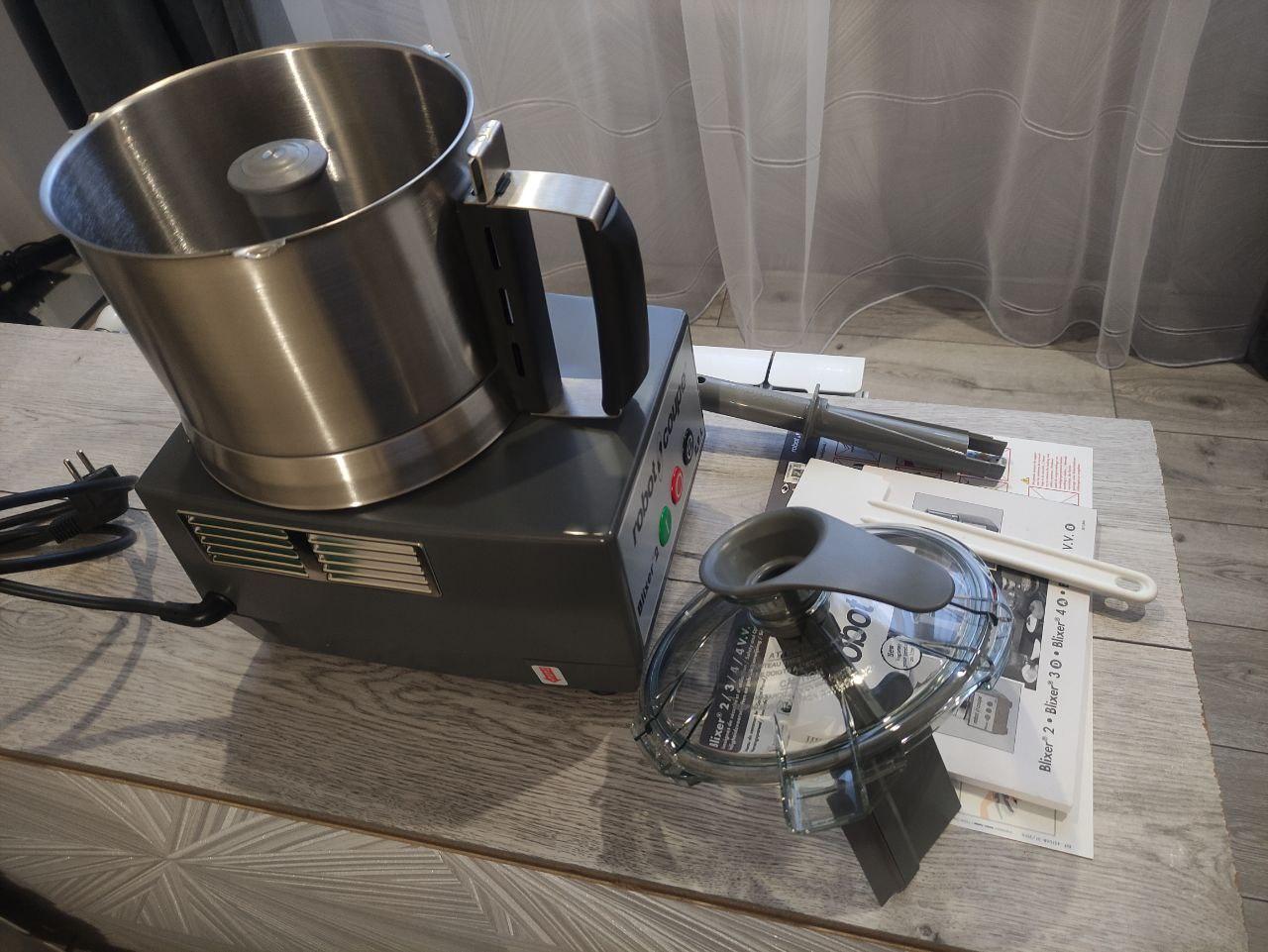 Куттер Robot Coupe R2 (220)