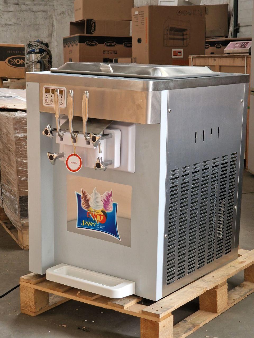 Фризер для мягкого мороженого EWT INOX BQL808-2 (pump)