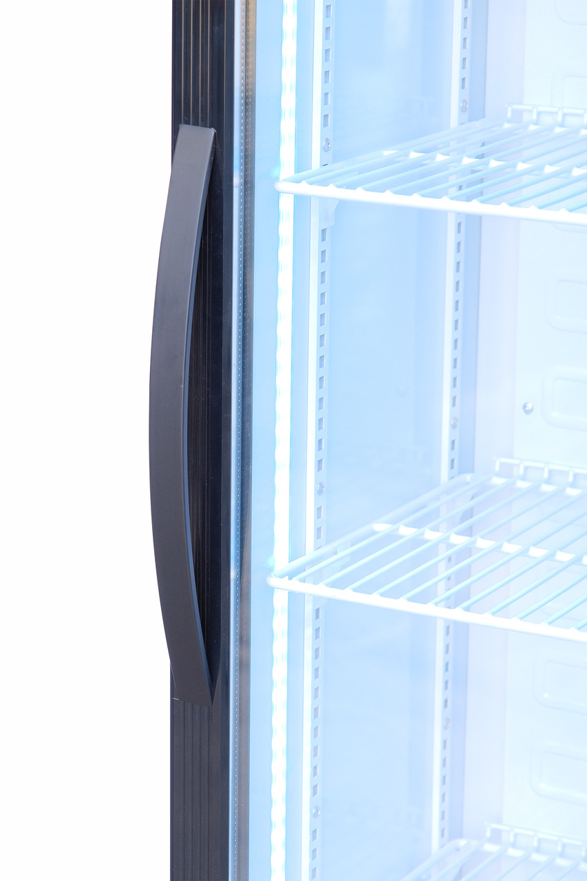 Холодильна шафа для напоїв GoodFood BC160BW2LED