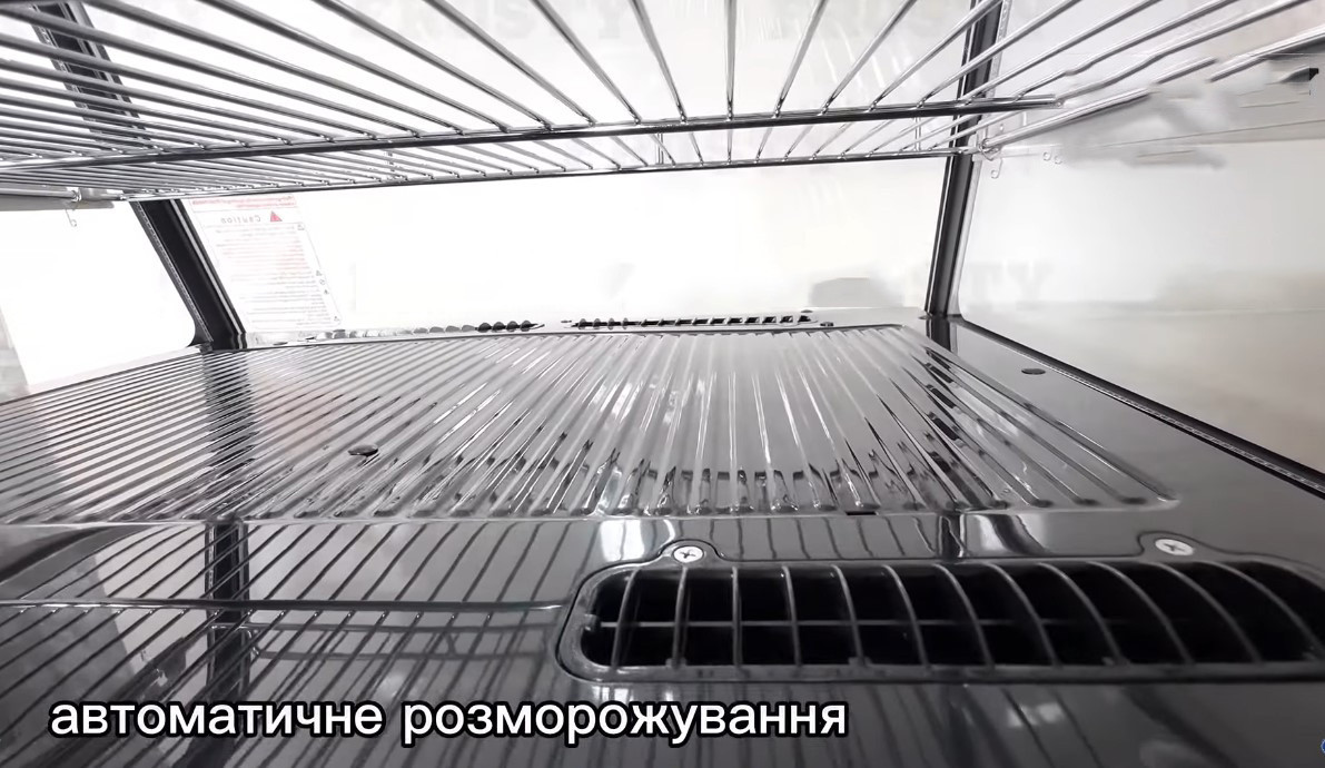Кондитерська вітрина Frosty RTW 120