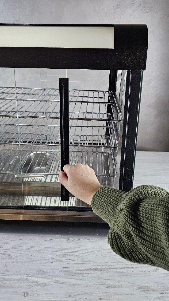Теплова настільна вітрина GoodFood WS680 Black Line