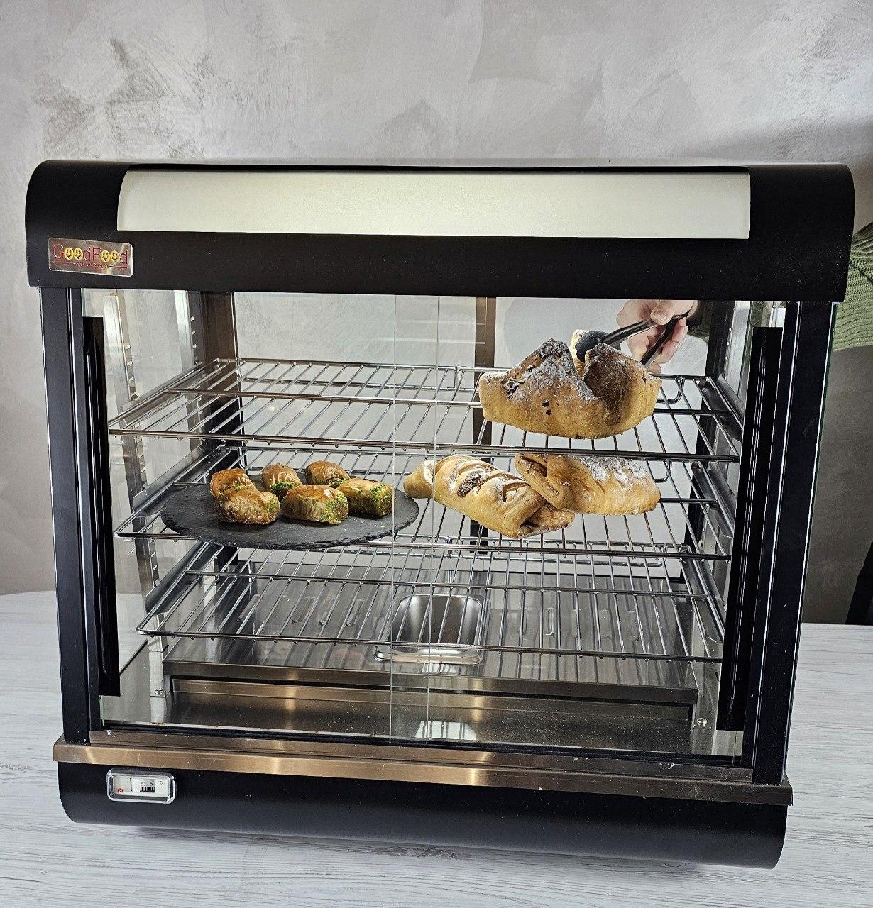 Теплова настільна вітрина GoodFood WS680 Black Line